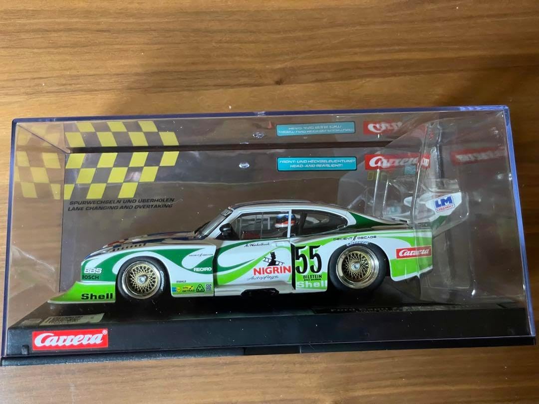 カレラデジタル124スロットカー「フォードカプリザクスピードターボ